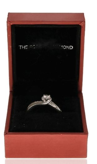 New in box "Forever diamond ring"with certificate 9k gold