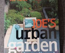 Urban Garden Handbook / Joe Swift