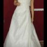 Wedding dress Image 2