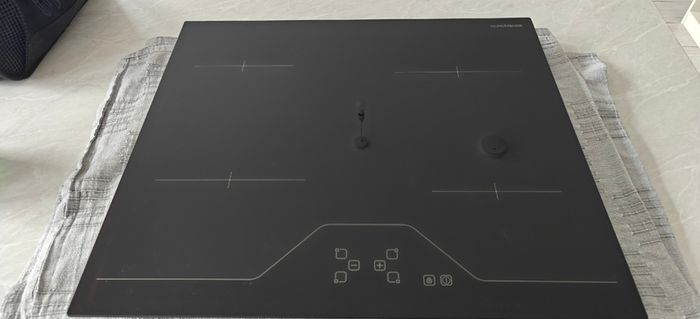 Nordmende 60cm Ceramic Hob