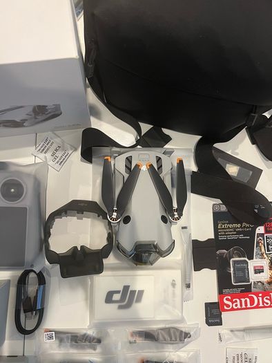 Dji Mini 4 Pro  New not power on yet