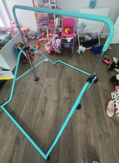gymnastics bar (as new) with landing mat