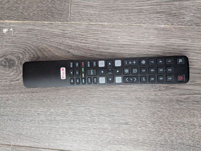TCL 32 Inch Smart Tv Like New