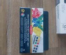 art supplies
