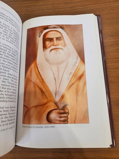 Qasr Al Hosn. The History Of The Rulers Of Abu Dhabi 1793-1966. By Dr Jayanti Maitra Afra Al-hajji. First Edition Hardback With Dustjacket In Good Condition.  See Photos For Same.