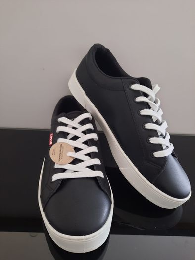 Levi's Shoes Size 7 UK