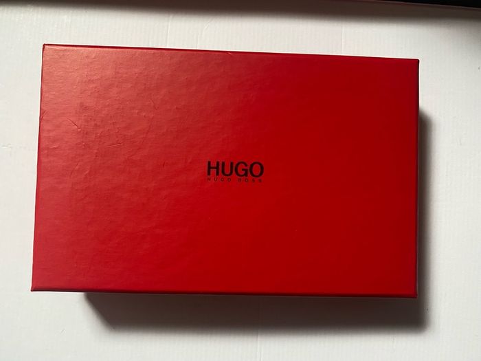 Hugo Boss Card Holder with money clip brand new
