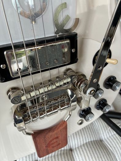 Epiphone Crestwood Custom Polaris White