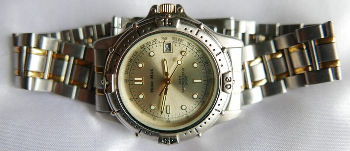 Hugo Maxx  Euro Design 18K Plated Diver Analog Quartz Watch New Battery