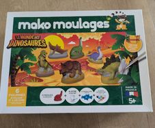 Dinosaur figurines plaster molding