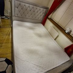 Bed and mattress