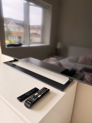 Samsung Crystal UHD 50 Smart TV