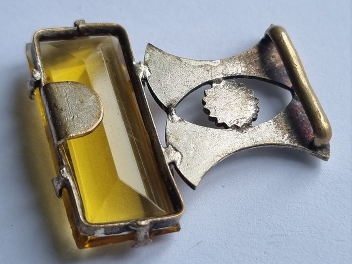 Vintage buckle