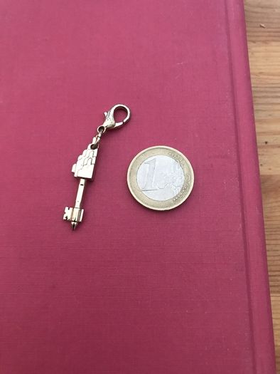Small Key Shaped Item - See Photos