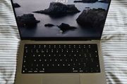 Apple MacBook Pro 14' (2021) M1 1TB SSD 16GB RAM Space Gray