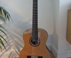 Cordoba F7 Iberia Flamenco classical guitar