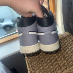 nike air jordan 1 mid