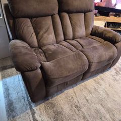 2 seater recliner