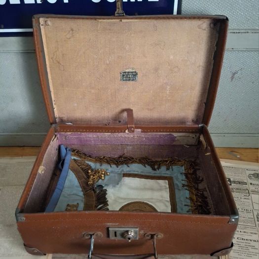1920s RAOB Fraternal Apron & Case