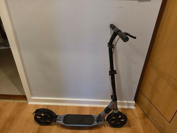Oxelo Town 9 EF V2 Foldable Kids and Adult Scooter