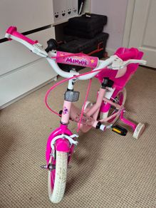 Minnie Mouse toddler bike