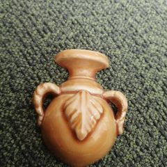 Ceramic magnet Urn