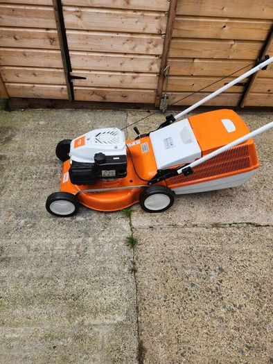 lawnmower