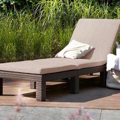 Garden lounger