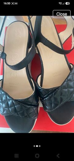 Wonders Sandals.