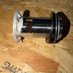 Ideal Standard Ideal Standard S8722aa 1.25" Flush Grated Brass Waste Sltd, With Metal B/nut 3.5"tl