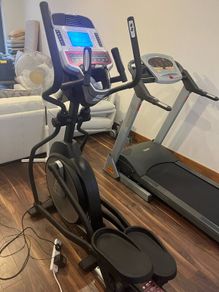 Cross Trainer