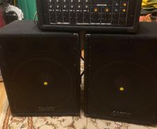 LEEM powered mixer with 2 speaker's snd microphon