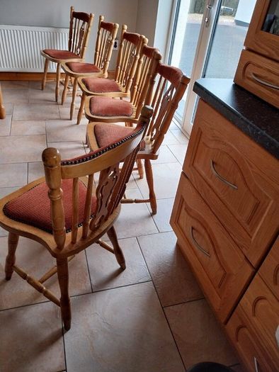 Kitchen table