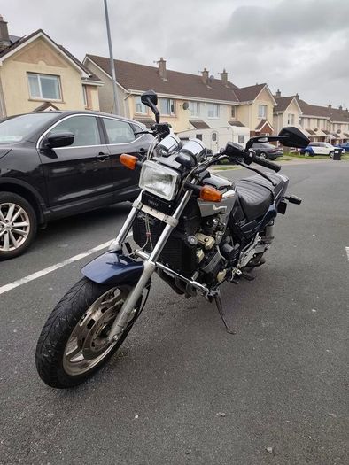 Yamaha FZX750 Fazer