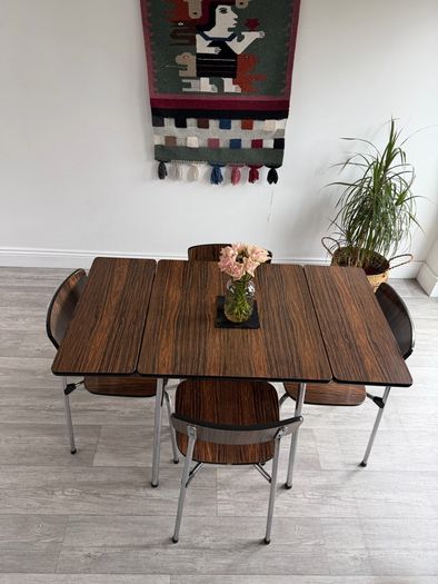 Mid Century Extendable Dining Table and Chairs