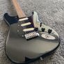 Fender SQUIRE SE Stratocaster 2007 + Extras Image 4