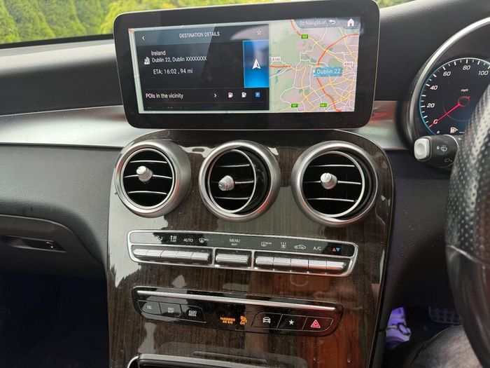 Mercedes-Benz GLC 300 (Registration 222 D )