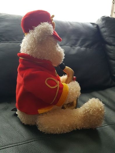 Vintage 2004 Macy's musical teddy bear