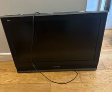 Panasonic TV LCD 32inch