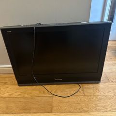 Panasonic TV LCD 32inch