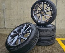 Genuine Skoda Vega Sportline 20" Alloys & Tyres - Good Condition