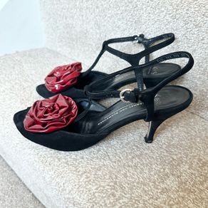 Kennel und Schmenger black peep toe heels