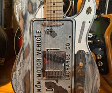 USA Fender Tele customised by RED HAND GUITARS