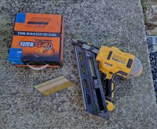 dewalt nailgun