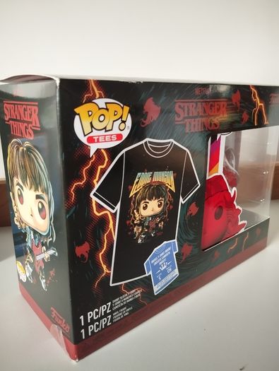 Stranger Things Collectors Bundle