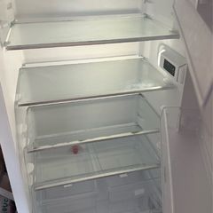 Hotpoint Integrated Fridge - 209L