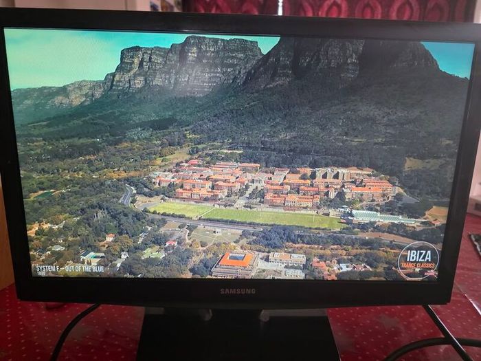 Samsung 19" TV