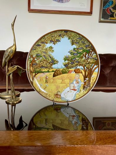 Vintage Collectors Plate Autumn Herbst Wall plate Heinrich Porcelain Villeroy and Boch