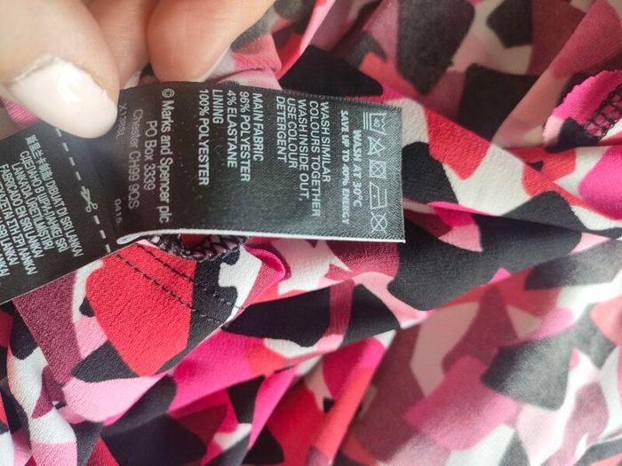 Marks and Spencers  Slinky dress knee length size 22 spring summer holidays occasions outfit Postage included