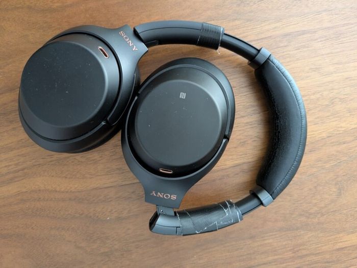 Sony WH-1000X M3 Bluetooth noise cancelling headphone